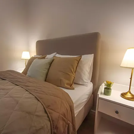 Apartment F151 Elitehost Futo Budapest